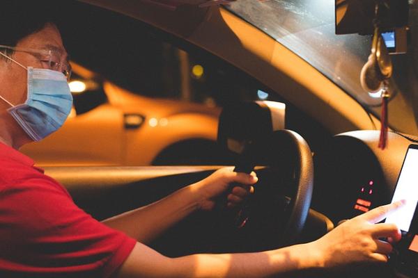 氪星晚报｜抖音电商双11累计直播5827万小时；T3出行联手中国电信打造国内首个出行大模型；中国气象局面向国际用户推出风云气象卫星遥感应用服务