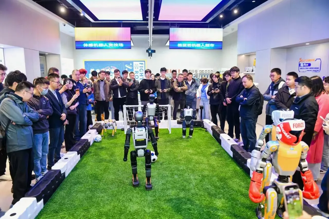 湖北人形机器人创新中心