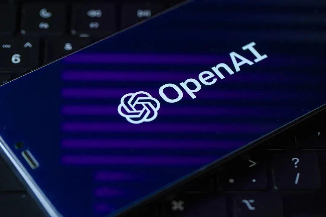 OpenAI去年就与苹果商议合作