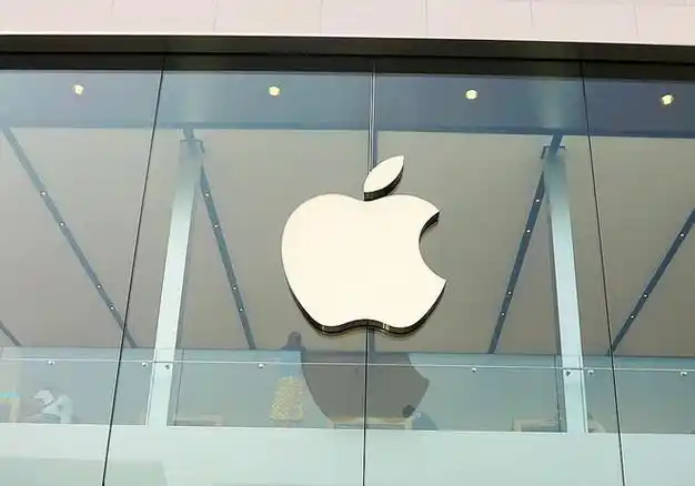 苹果与腾讯、字节洽谈AI合作，计划整合本地AI模型至iPhone