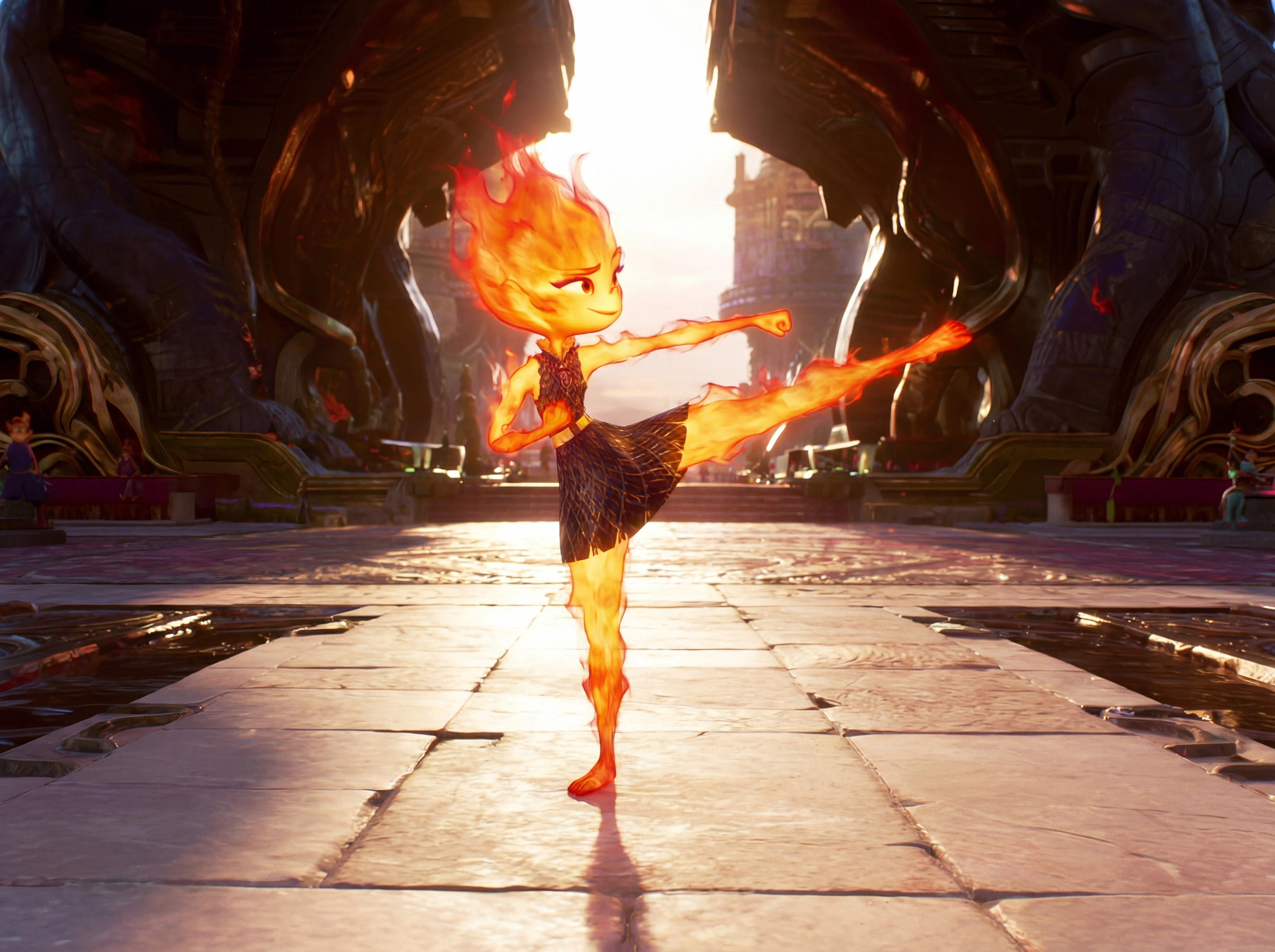 火焰精灵演示传统武术招式十步拳影